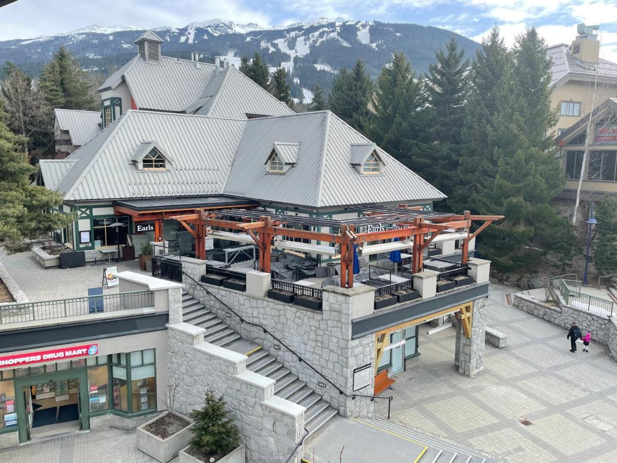 Whistler Village Centre By Latour Hotels And Resorts Eksteriør bilde