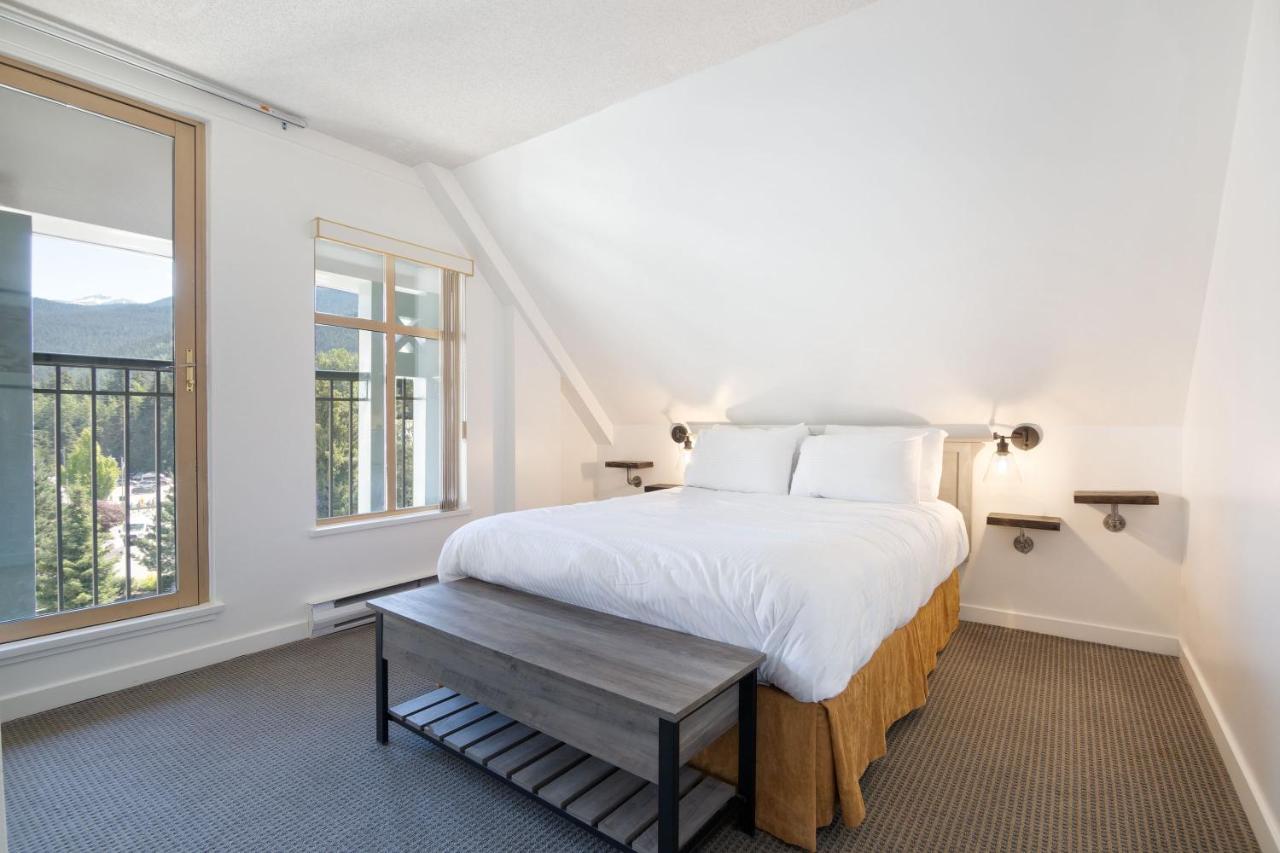 Whistler Village Centre By Latour Hotels And Resorts Eksteriør bilde